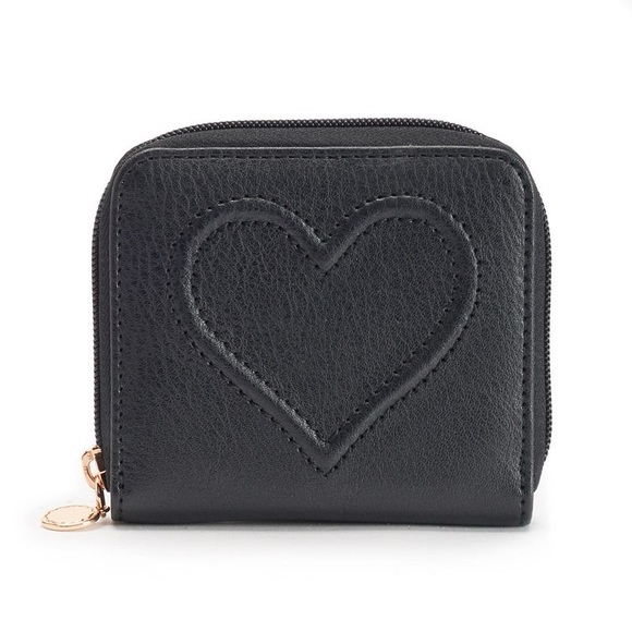 Lauren Conrad Sally Heart Wallet - Picture 1 of 4